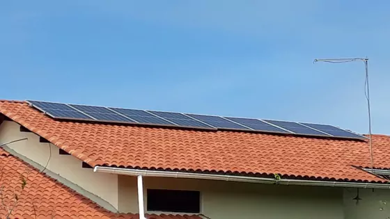 Usina residencial de 3,6 kWp em telhado cerâmico no Cabo de Santo Agostinho